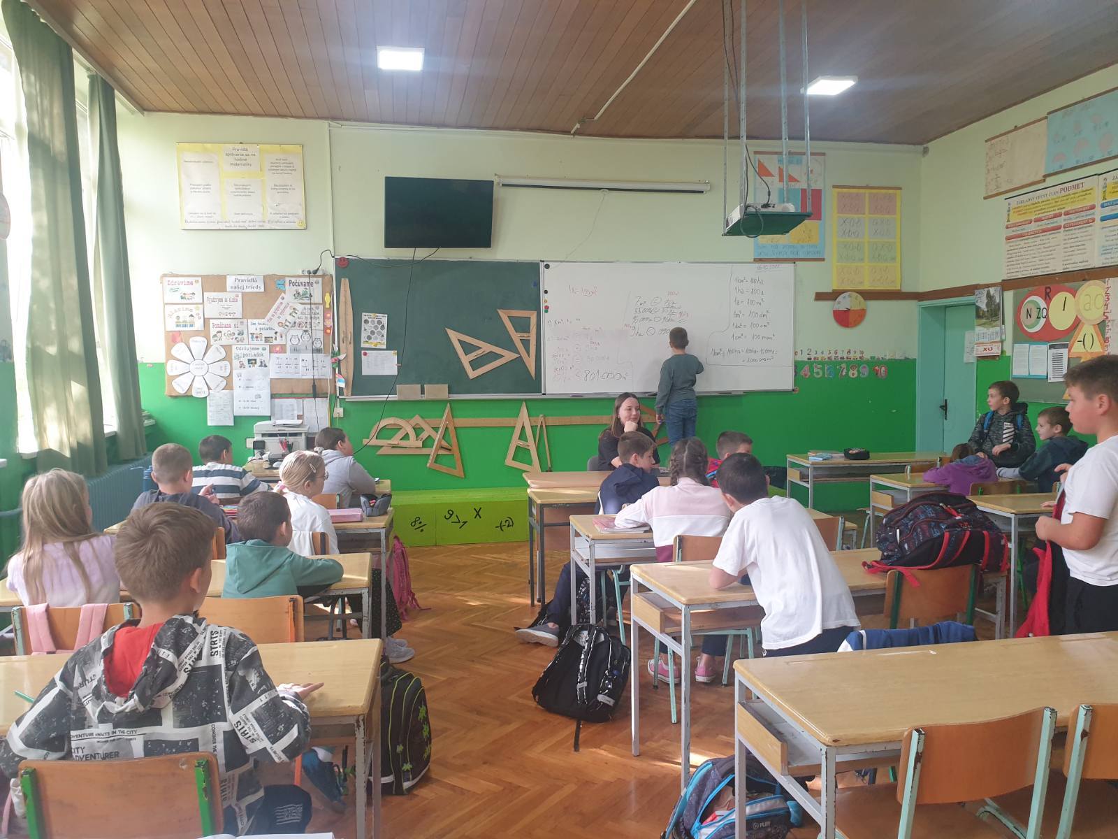 Výmena úloh – žiaci zamestnanci na škole